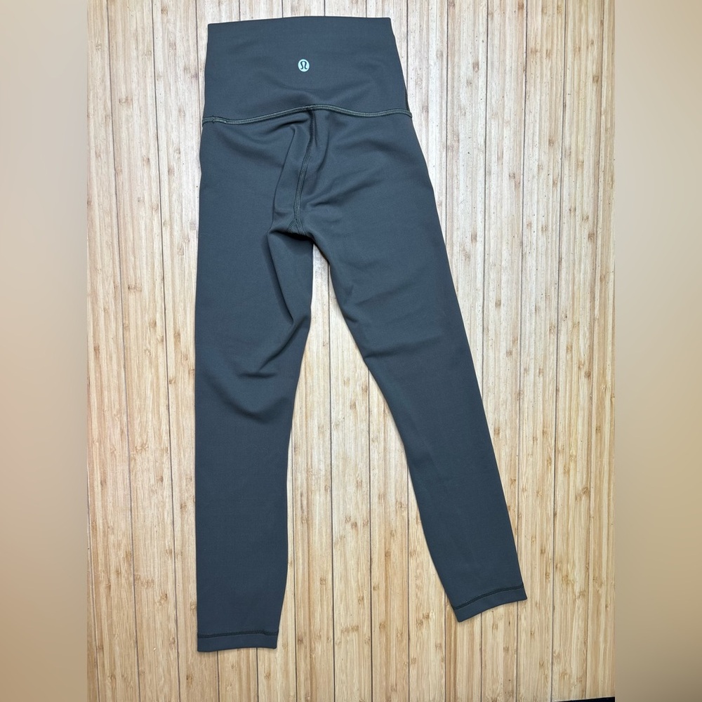 Lululemon *NWOT** Align Leggings Olive Green Sz. 0
